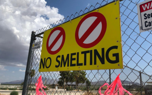 no-smelting-sign